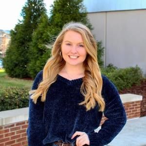 Meet your Posher, Natalie